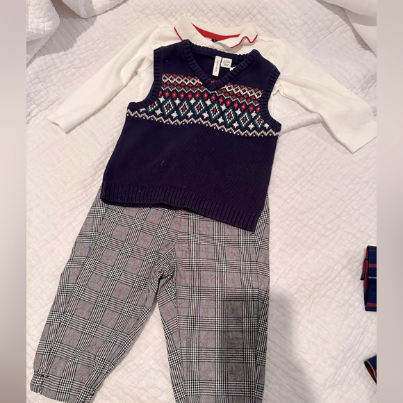 NWT Janie and Jack 3 piece Holiday outfit. Size 6-12months